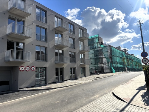 Září 2025
